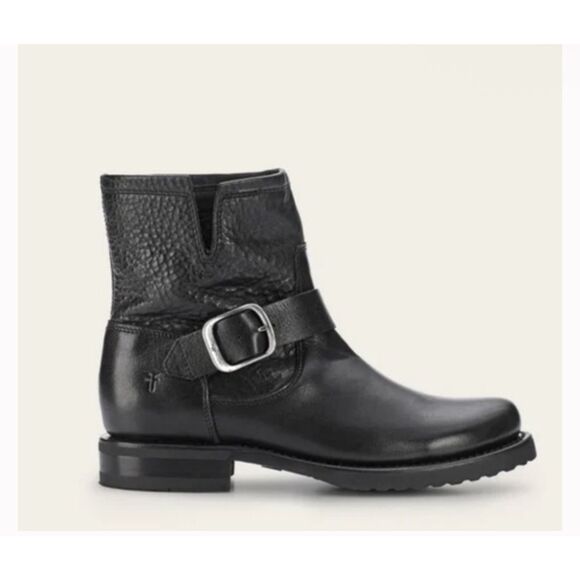 Frye‎ Shoes - Frye‎ Women Veronica Bootie New In Box Size 7.5